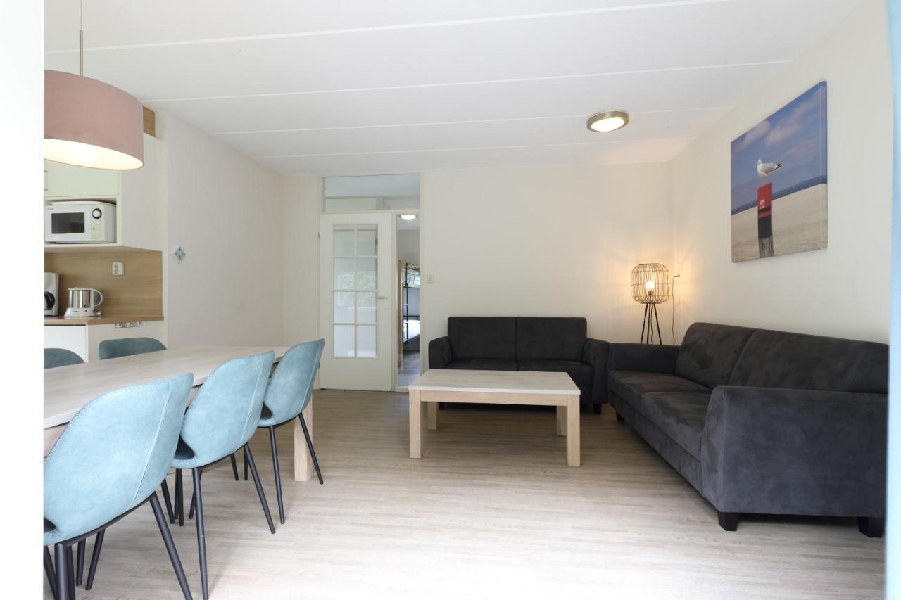 Vakantiepark Dennenoord Den Burg Exteriör bild
