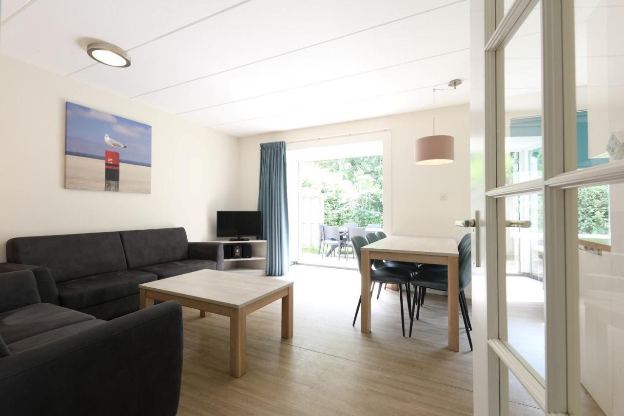Vakantiepark Dennenoord Den Burg Exteriör bild